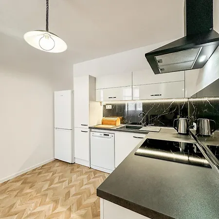 Apartament 3 - Masaryk A 100m2 Centrum