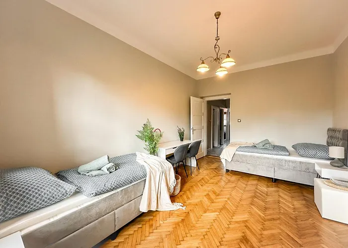 3 - Masaryk A 100m2 Centrum Кошице